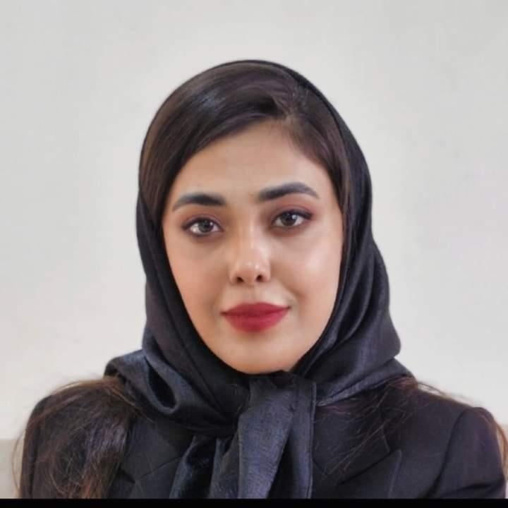 سپیده صدوقی 