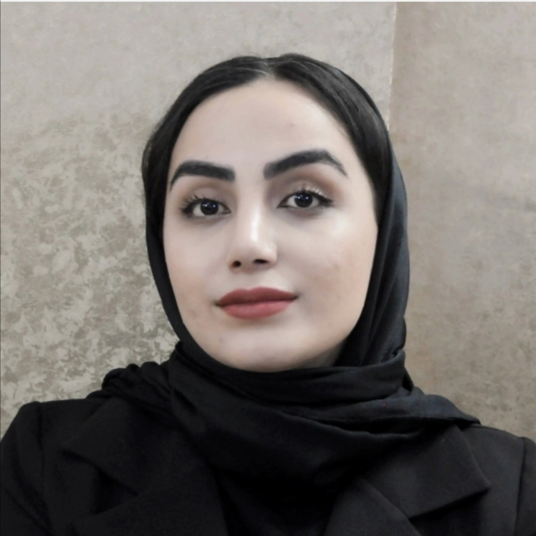 شقایق اکبری مقدم 