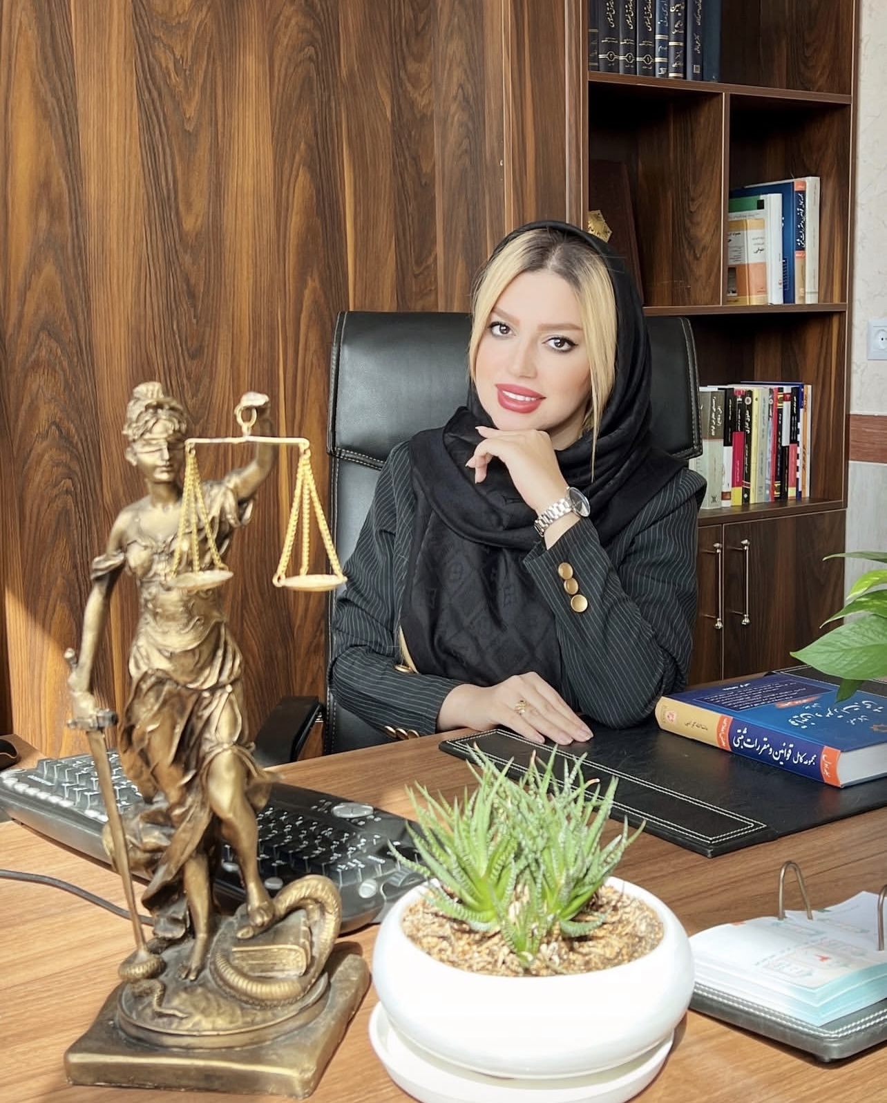 نداالسادات روناسی 