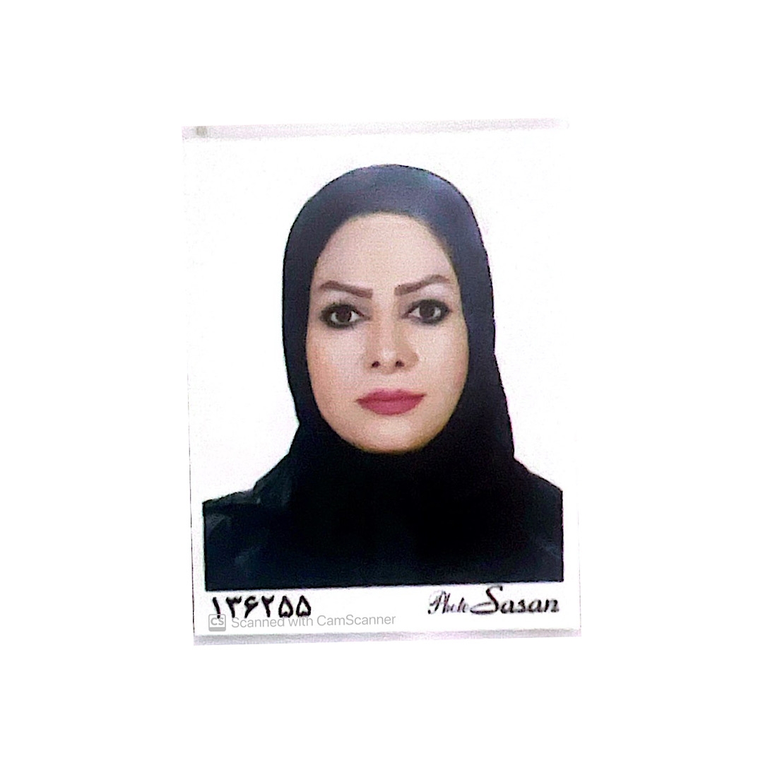 نوشین صادقی